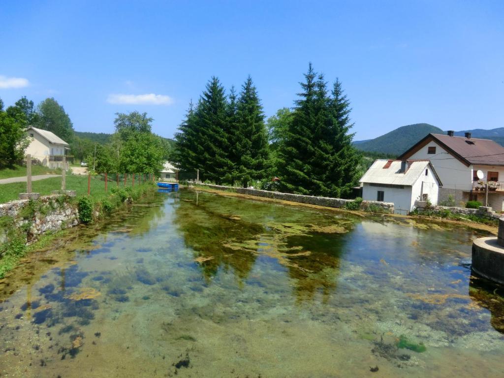Pansion Izvor Korenica Exterior foto