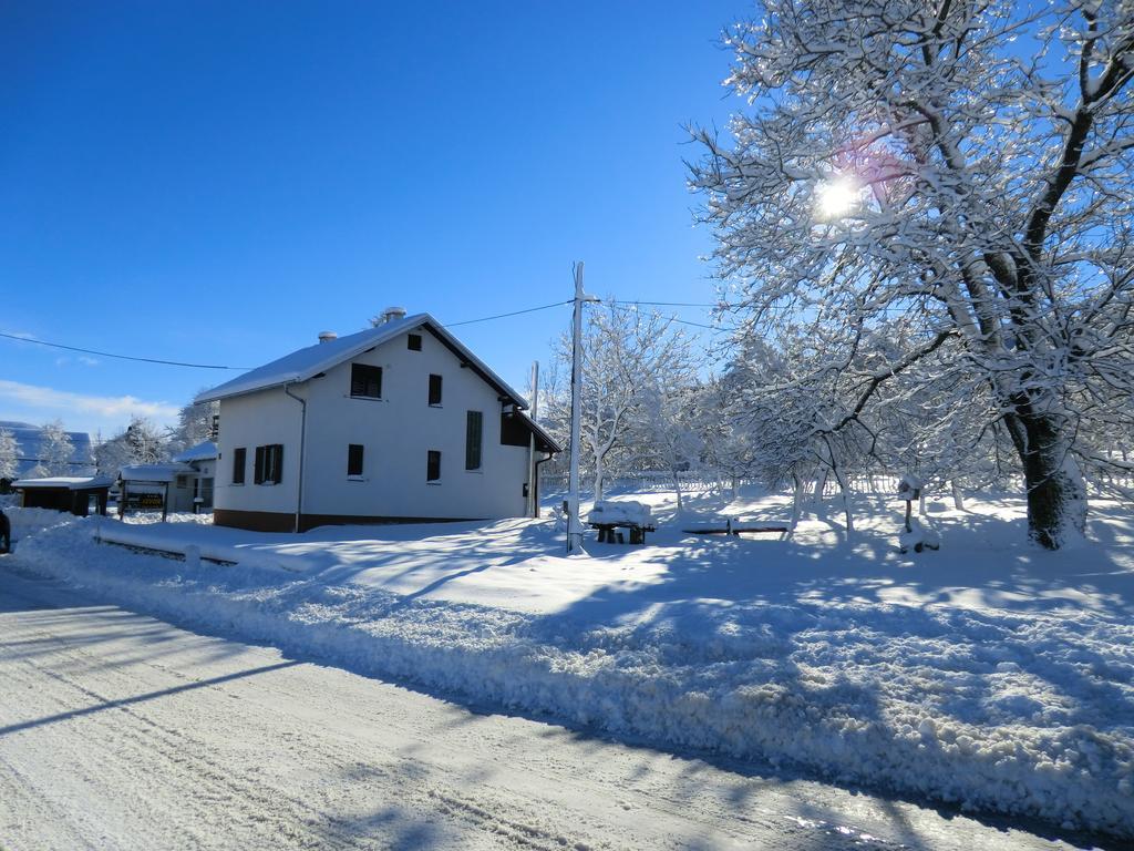 Pansion Izvor Korenica Exterior foto