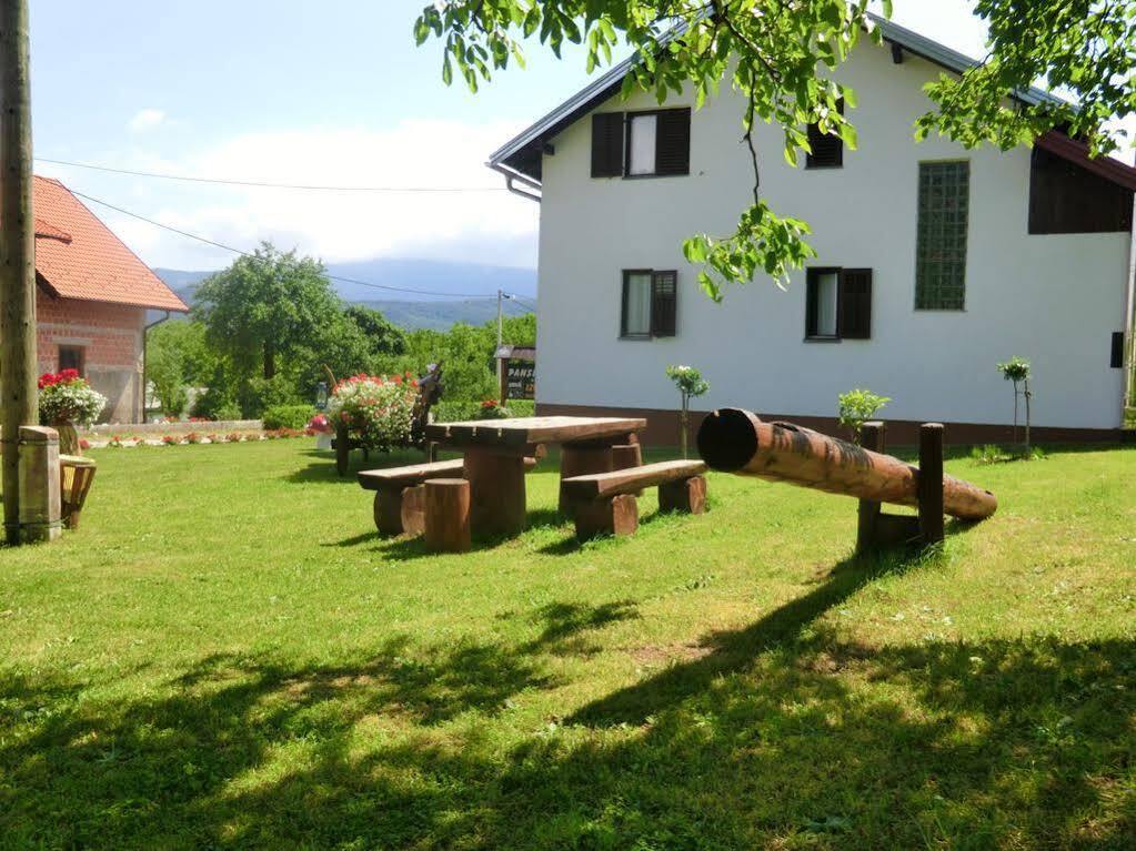 Pansion Izvor Korenica Exterior foto